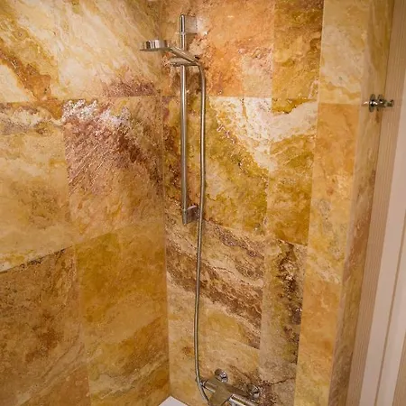 Antakalnis 5 Stars *