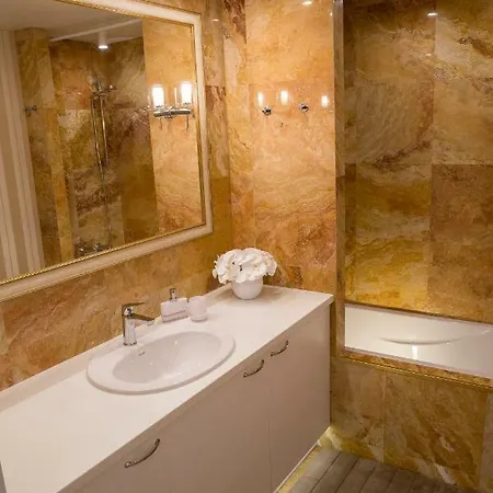 Апартаменти Antakalnis 5 Stars